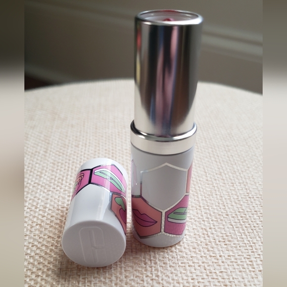 NEW Clinique Pop Treats Lip Color Lipstick lips Lip Stick - Picture 2 of 3